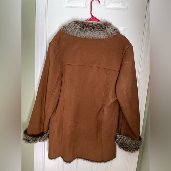 VINTAGE MARVIN RICHARDS Cozy Brown Teddy Jacket with Faux Fur Trim - Picture 2 of 8